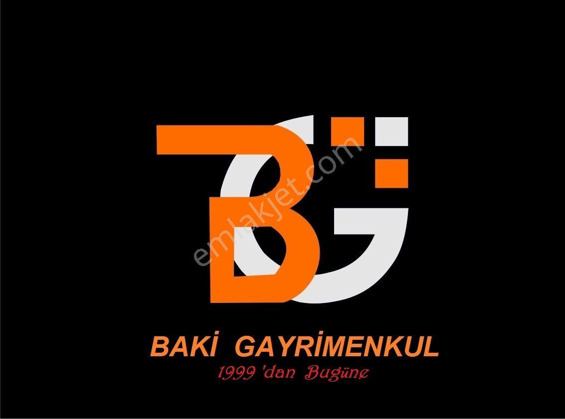 Baki Den Türkobasında 104 Lerde Yola Cephe Çook Uygun Fiyata — fotoğraf 3