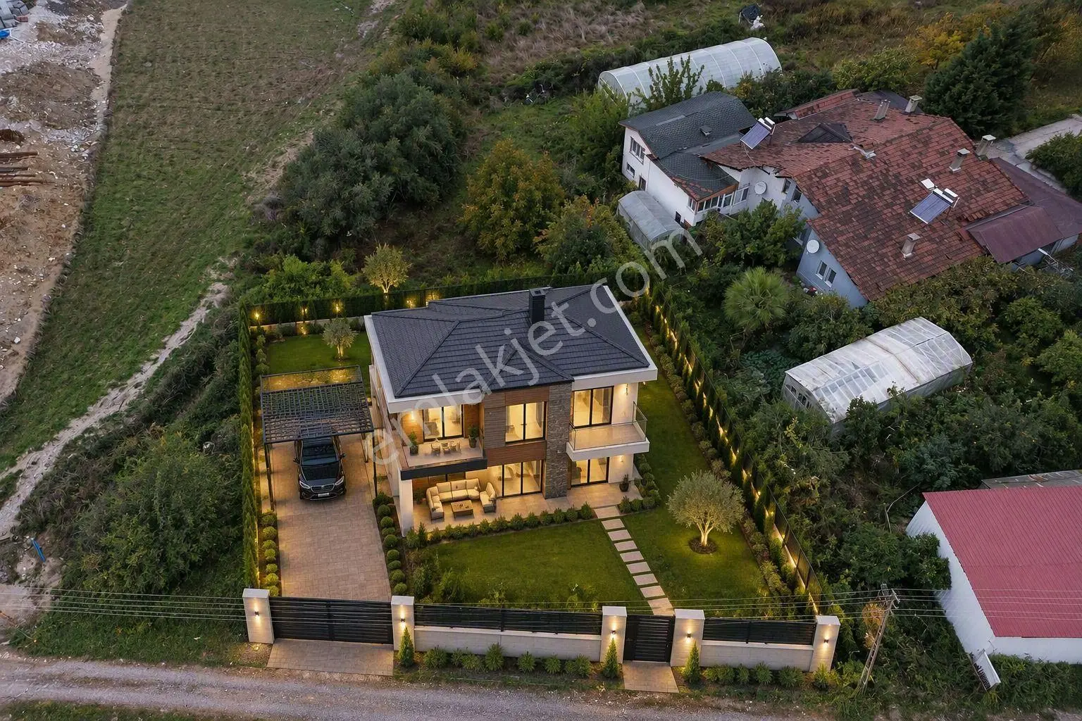 Yalova Merkez Hastane Yakını Çevre Yolunda 741 M2 Satılık Arsa — fotoğraf 4