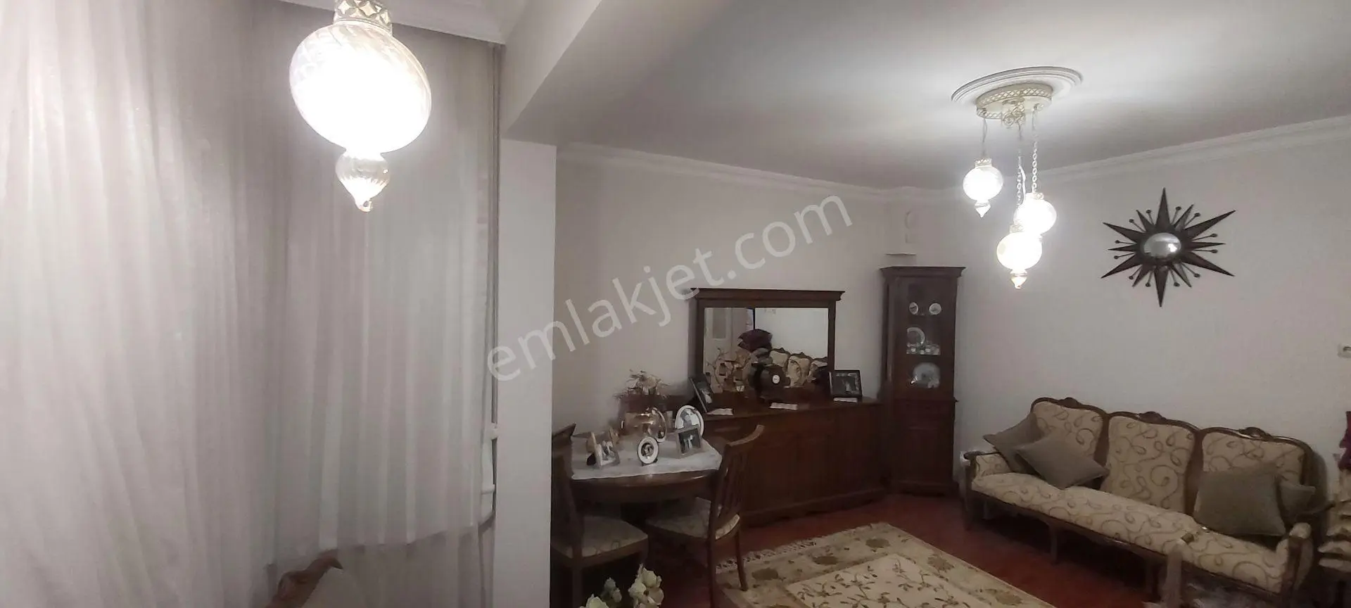 Ödemiş Atatürk Mahallesi'nde 4.5+1 Geniş Teraslı Dublex Daire — fotoğraf 13