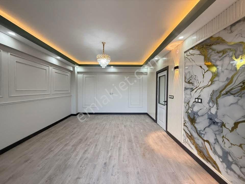 Cadde Gayrimenkul'den Eminevim Vb Uygun 3+1 Satılık Daire — fotoğraf 6