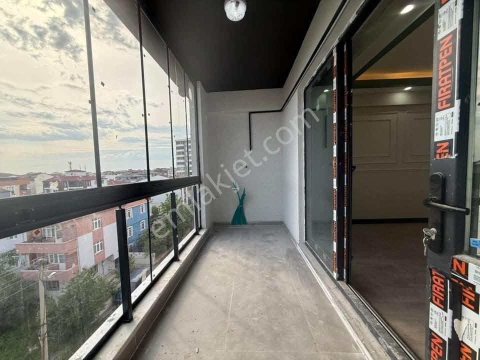 Cadde Gayrimenkul'den Eminevim Vb Uygun 3+1 Satılık Daire — fotoğraf 12