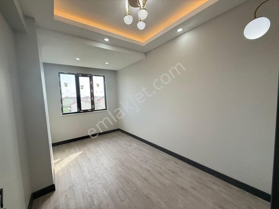 Cadde Gayrimenkul'den Eminevim Vb Uygun 3+1 Satılık Daire — fotoğraf 23