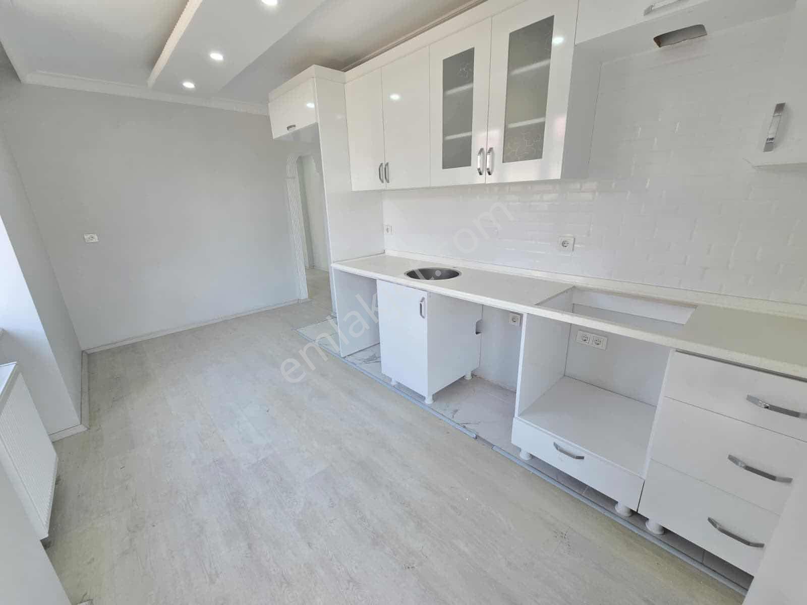 Aslı Emlaktan Yunusemre Mah.de 170 M2 4+2 Satılık Dubleks — fotoğraf 17