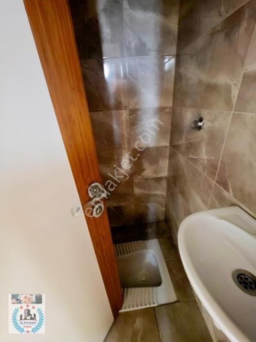 Üç Kardeşler'den İsmetpaşa Mh Site İçerisinde 2+1 Daire Cd Yakın — fotoğraf 17