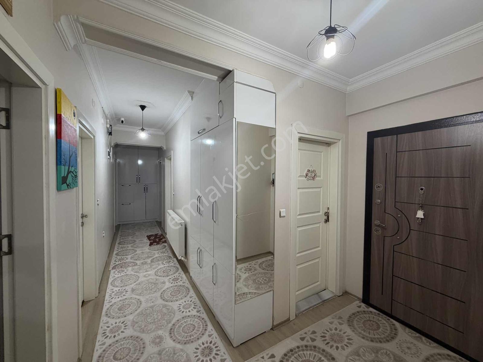 Remax Dem'den Demirkent Mah. Ara Kat Ön Cephe 3+1 Daire — fotoğraf 6