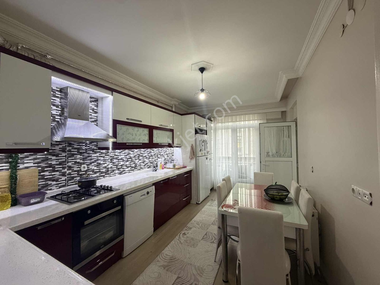 Remax Dem'den Demirkent Mah. Ara Kat Ön Cephe 3+1 Daire — fotoğraf 9
