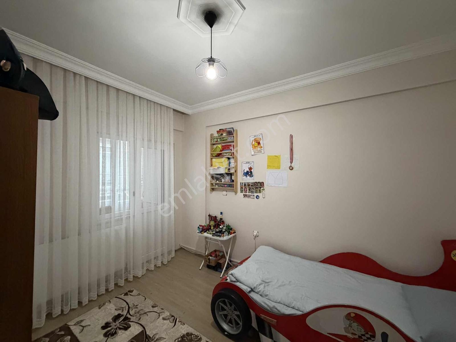 Remax Dem'den Demirkent Mah. Ara Kat Ön Cephe 3+1 Daire — fotoğraf 16