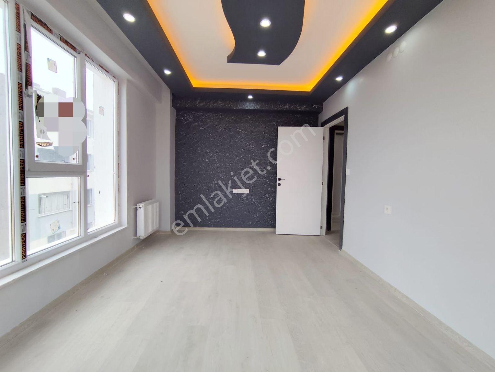 Fazelden Emek Mh Genis 2+0 Acil Kelepir Satılık Daire