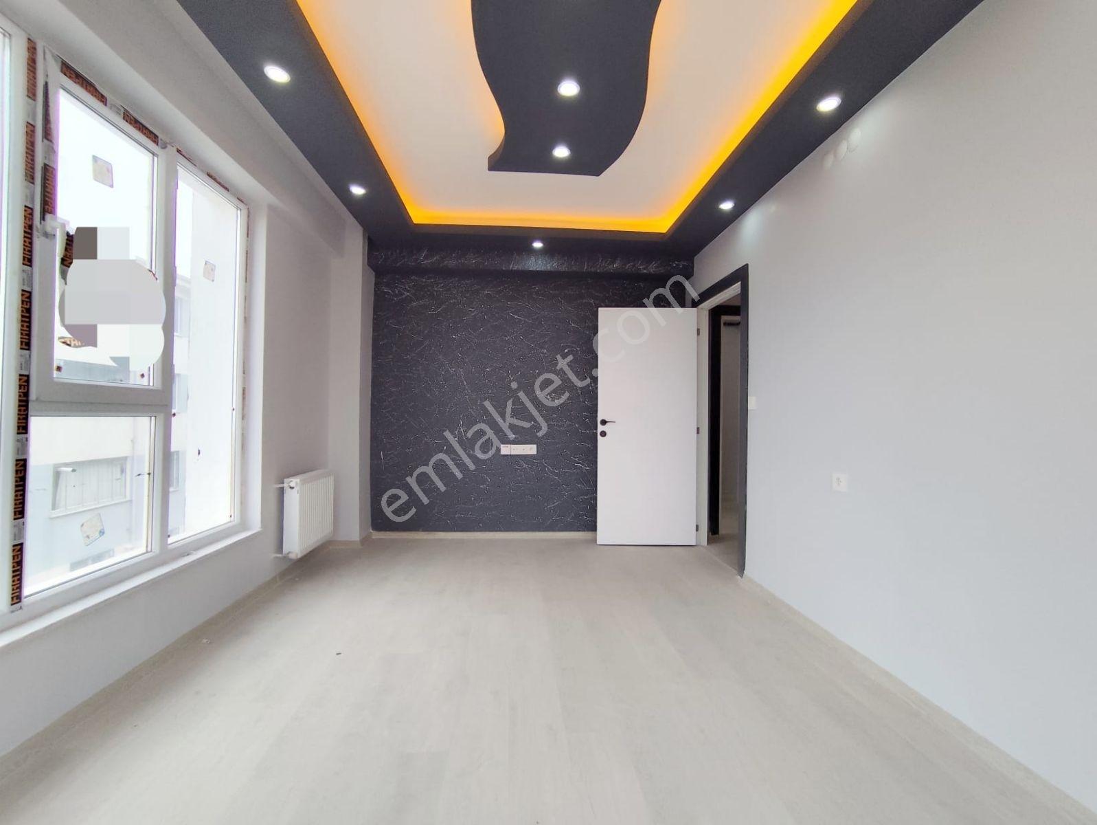 Fazelden Emek Mh Genis 2+0 Acil Kelepir Satılık Daire — fotoğraf 3