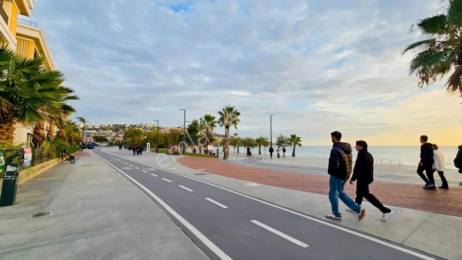 Özgün Emlak--cordone Blue Sitesi Deniz Manzarlı 2+1 Sıfır Daire. — fotoğraf 20