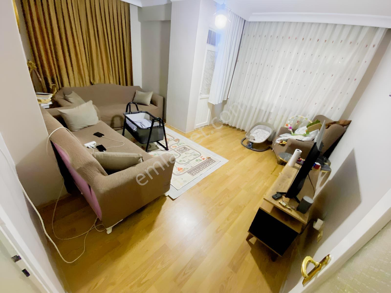 Güngören Merkez Mah 2+1 Asansörlü Krediye Uygun Satılık Daire — fotoğraf 2