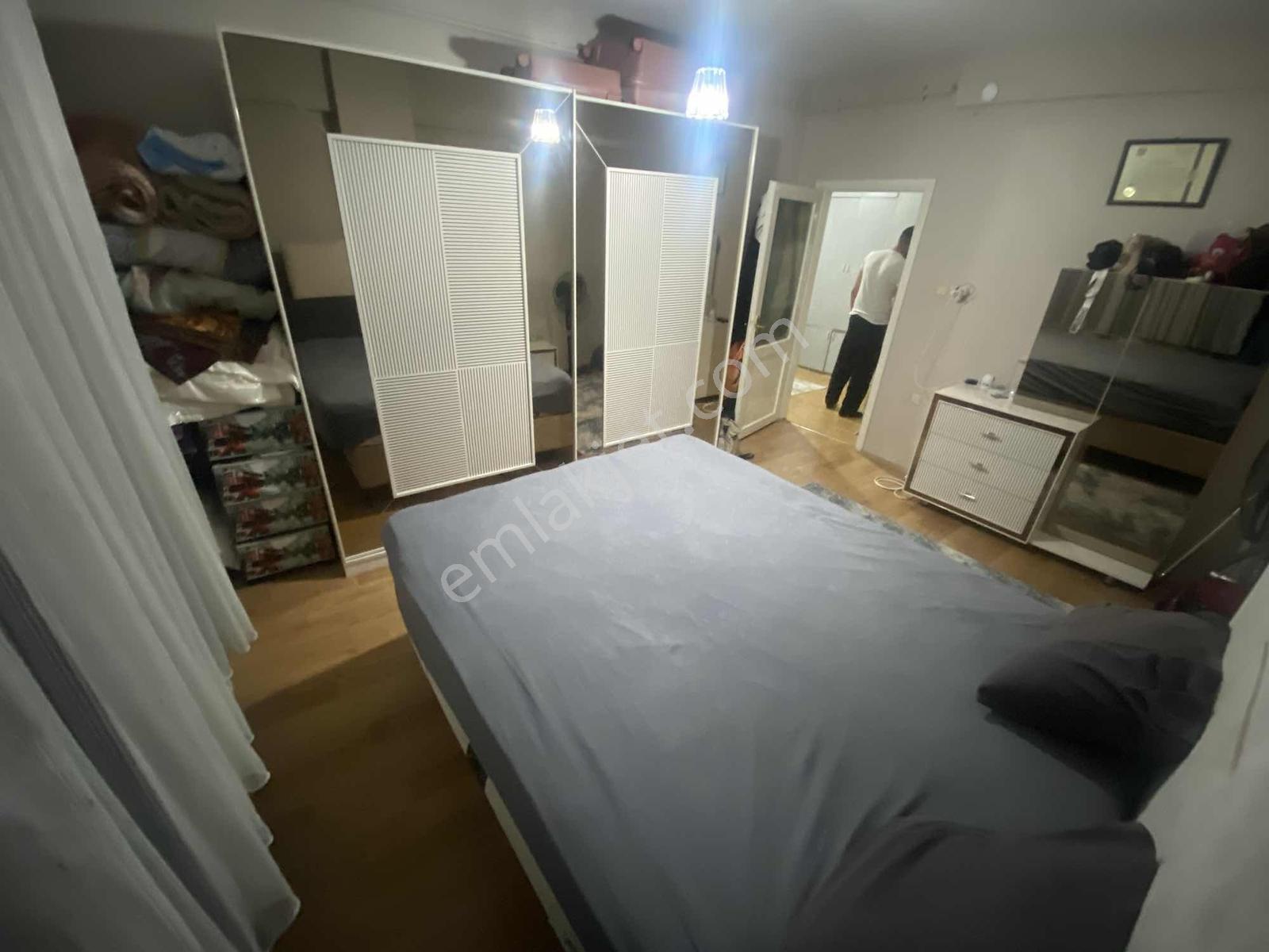 Güngören Merkez Mah 2+1 Asansörlü Krediye Uygun Satılık Daire — fotoğraf 8