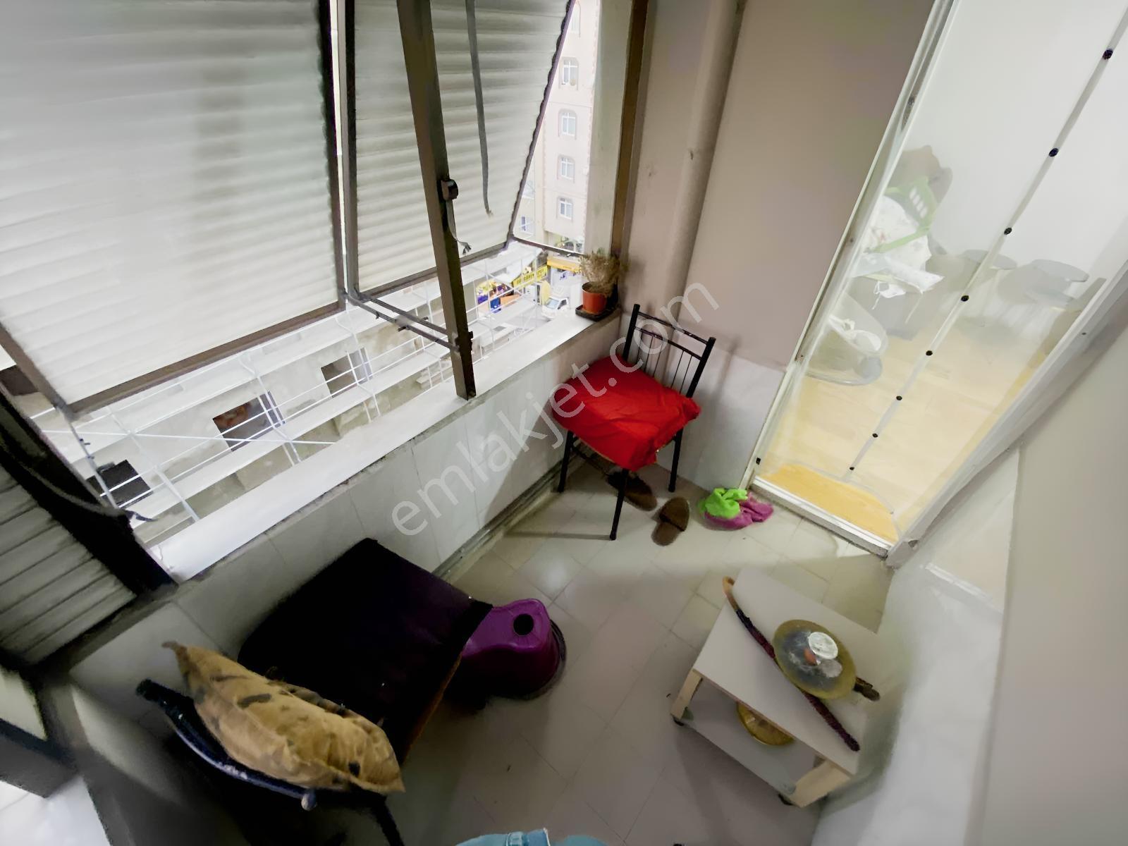 Güngören Merkez Mah 2+1 Asansörlü Krediye Uygun Satılık Daire — fotoğraf 22