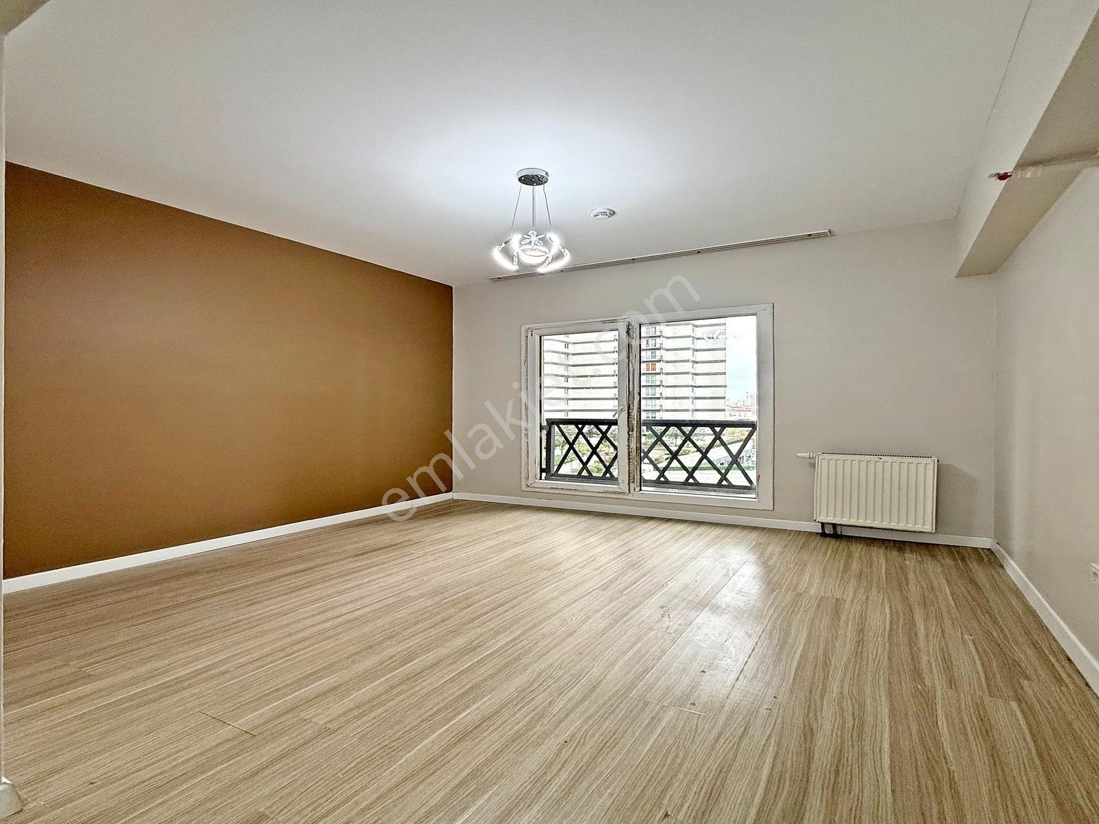 Merkezi Konumda Güvenlikli Sitede Yüksek Kira Getirili Daire — fotoğraf 9