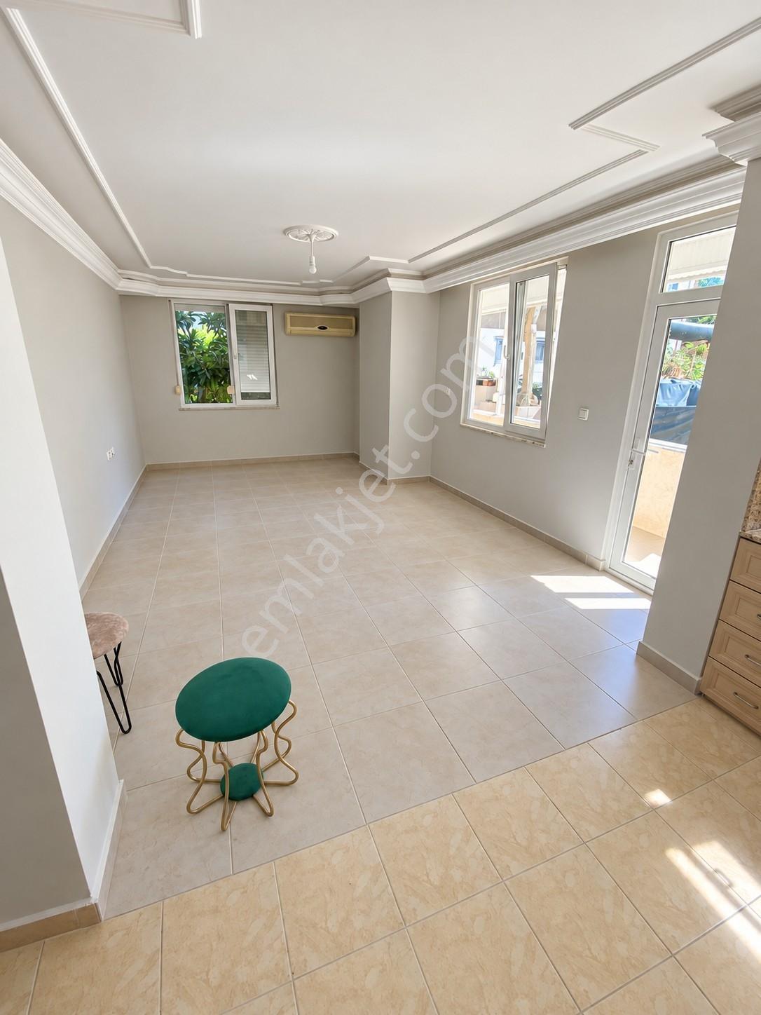 Mahmutlr 3+1 130m2 Havuz Asansör İskanlı Deniz 350m Kelepir Acil — fotoğraf 9