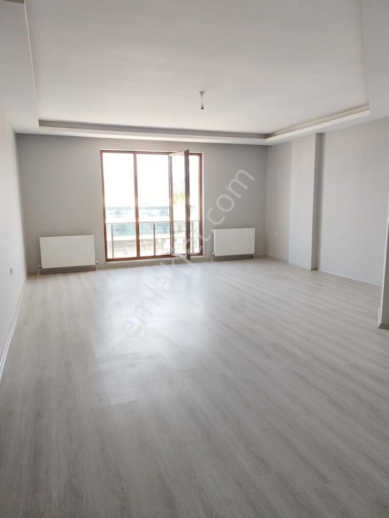 Öğretmen'den Yunus Market Karşısı Ebeveyn Banyolu Balkonlu 3+1 — fotoğraf 6
