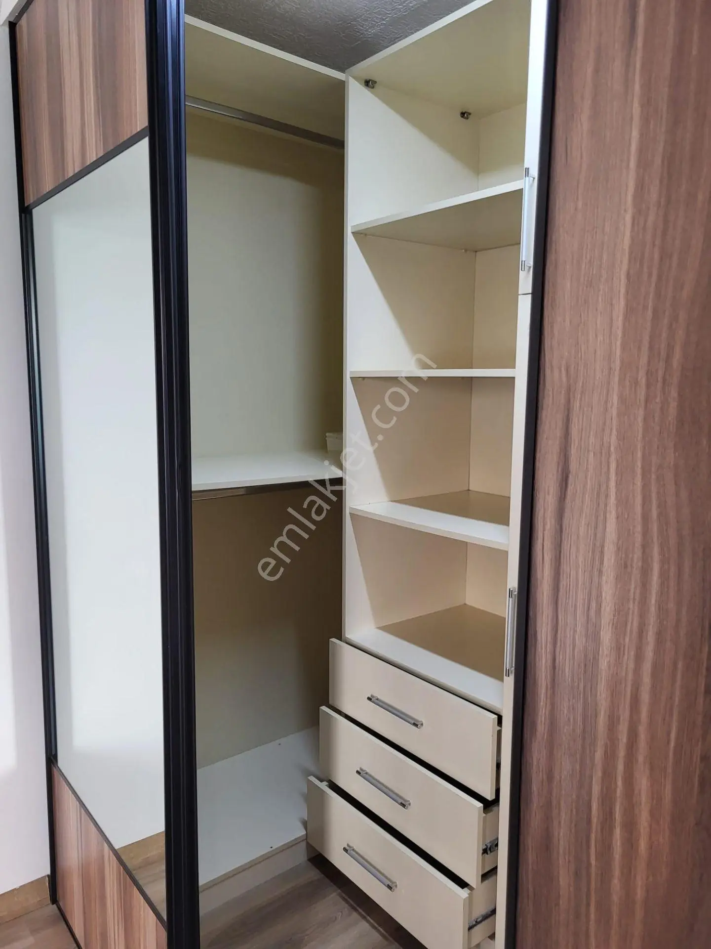 Büyükçekmece Fatih Mah. Sahil Deniz Yakını E5 Yanı Asansörlü Binada İçi Yapılı 3+1 Satılık Daire — fotoğraf 11