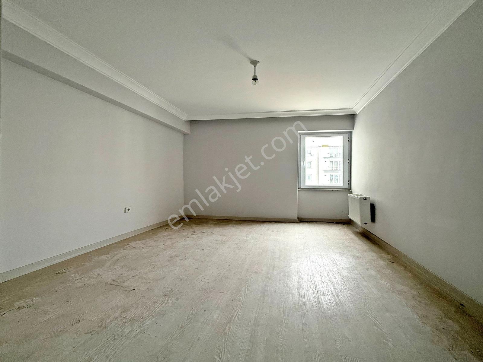 Metrobüse Ve Marmara Park Avm'ye Yürüme Mesafesinde Sitede Daire — fotoğraf 9