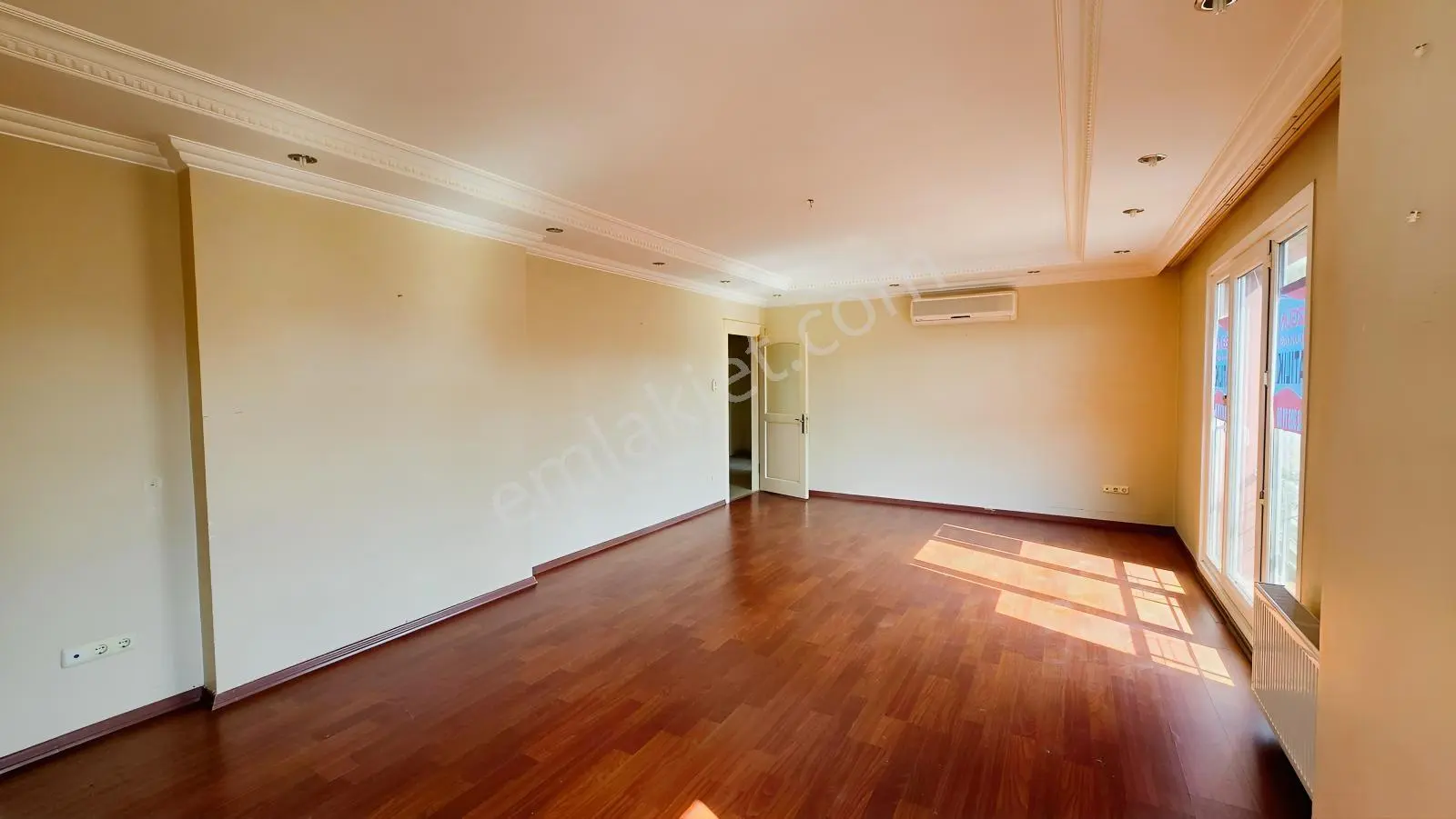 Özgün Emlaktan 2005 Yapımı Kısa Katlı Binada 3+1-120 M2 Daire. — fotoğraf 4