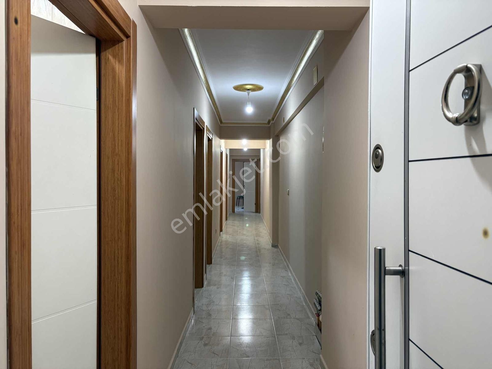 Türkan Emlaktan Önü Açık 3+1 105 M² Satılık Temiz Daire — fotoğraf 2