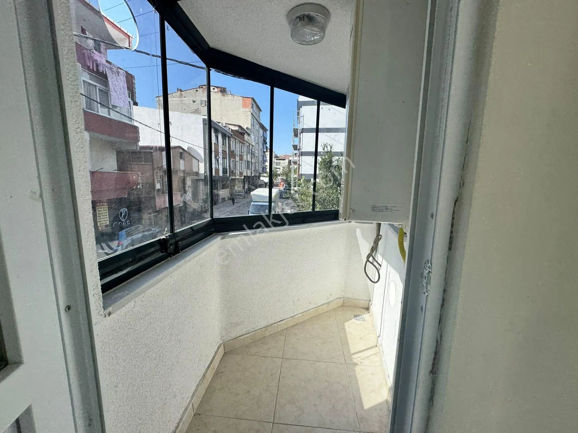 Loft'tan Tevfikbey Mah 1+1 55m Balkonlu Satılık Arakat Daire — fotoğraf 3