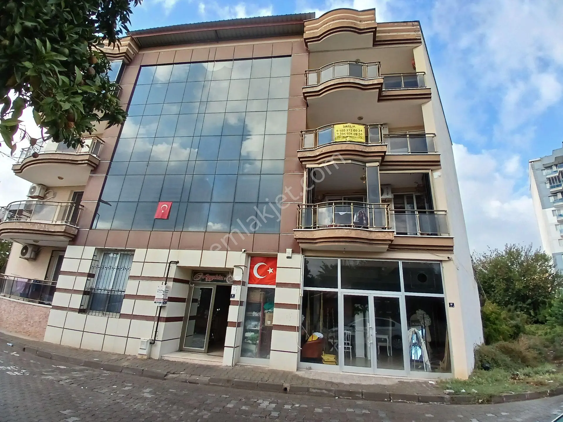 Aydın Efeler Umurluda 150 Metrekare 3 Artı 1 Daire