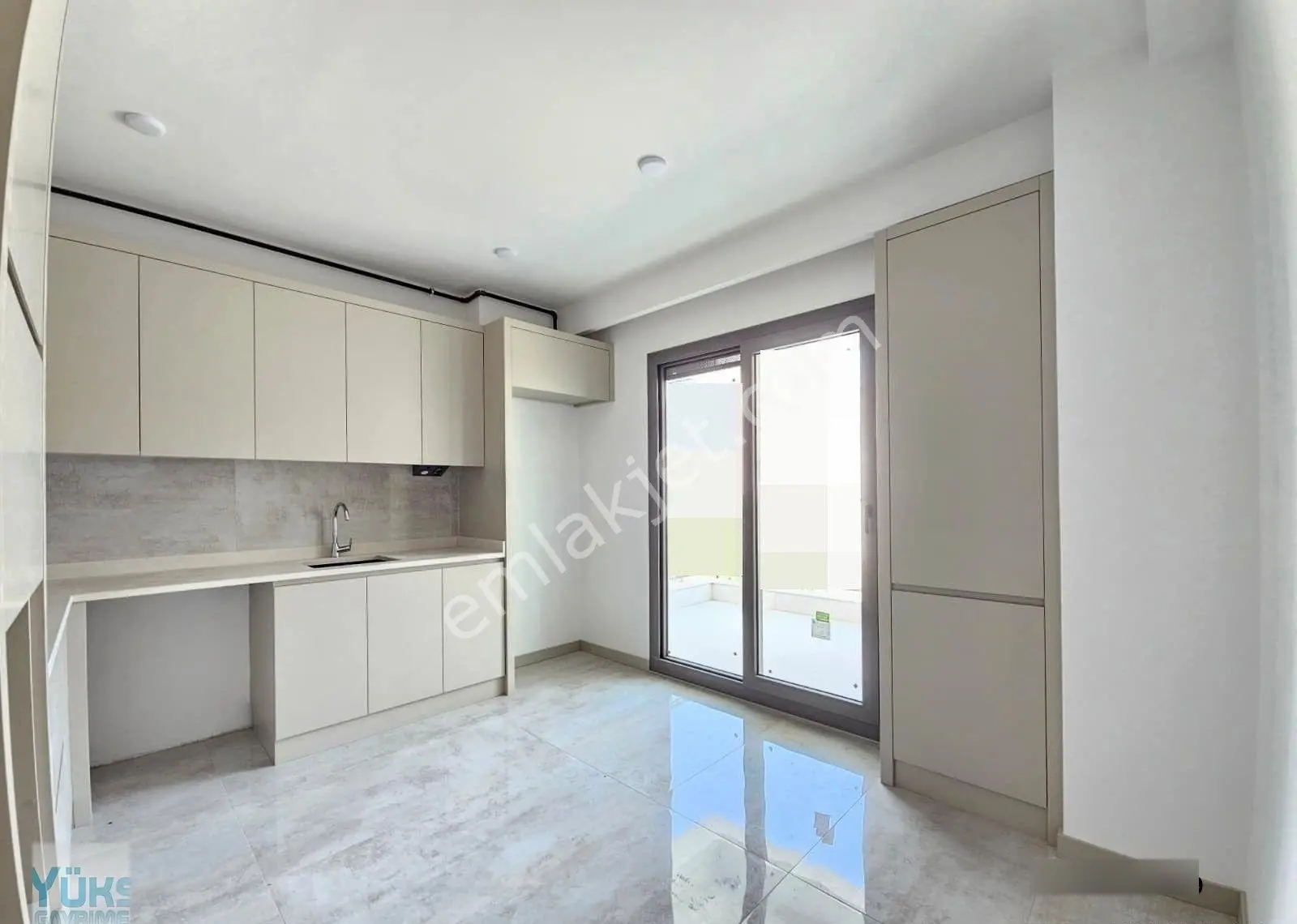 Denizli Selçukbey Mahallesinde 2+1 120 M2 Ebeveyn Banyolu Satılık Arakat Daire — fotoğraf 9