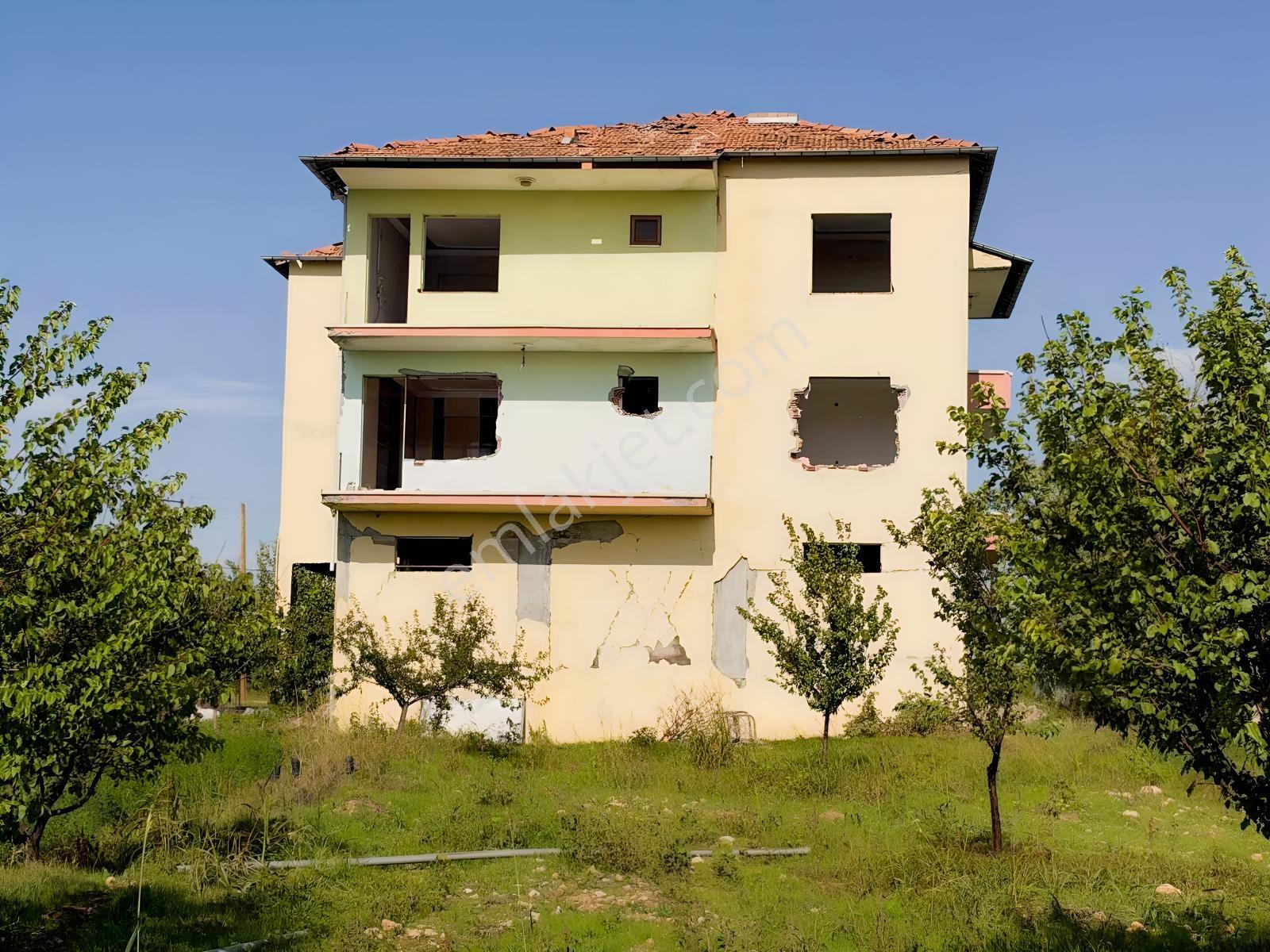 Yusuf Karadağlıdan Topsöğütte Müstakil 1270 M Satılık Bahçe — fotoğraf 9