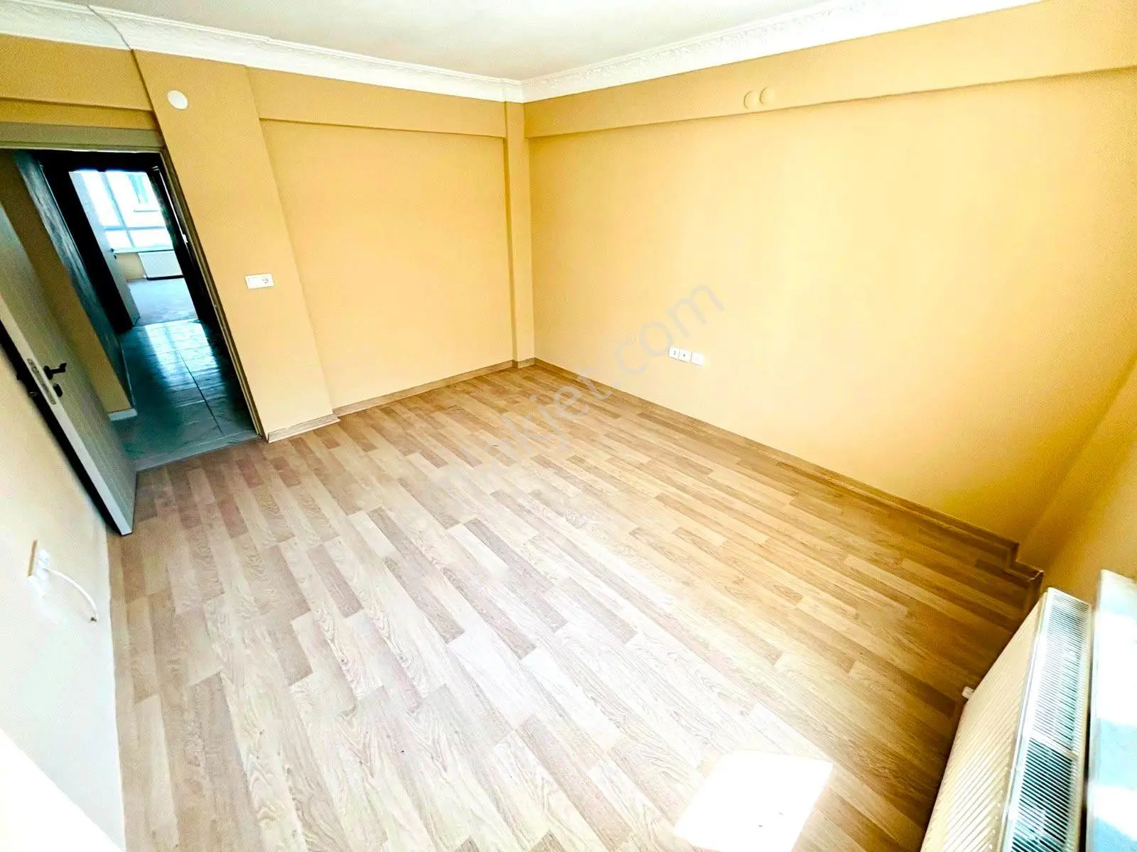 Referans'tan Akçay Merkez'de Denize 500 Metre Ön Cephe Ayrı Mutfak 2+1 Daire — fotoğraf 9