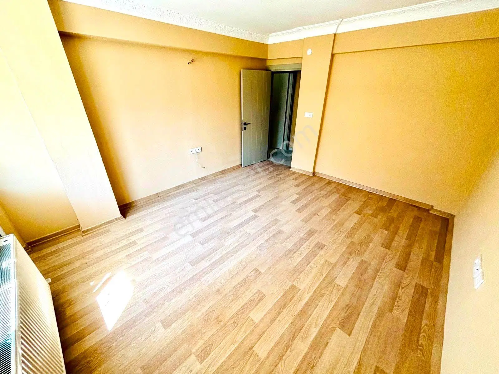 Referans'tan Akçay Merkez'de Denize 500 Metre Ön Cephe Ayrı Mutfak 2+1 Daire — fotoğraf 19