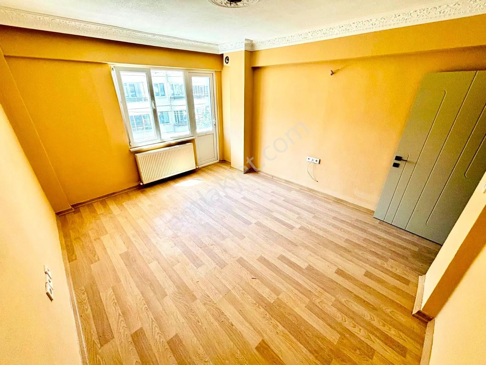 Referans'tan Akçay Merkez'de Denize 500 Metre Ön Cephe Ayrı Mutfak 2+1 Daire — fotoğraf 25