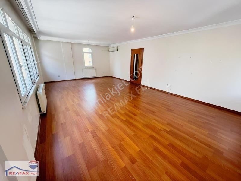 Tarabya'da , Boş 3+1 Kat İrtifaktlı Arakat Satılık Daire — fotoğraf 4