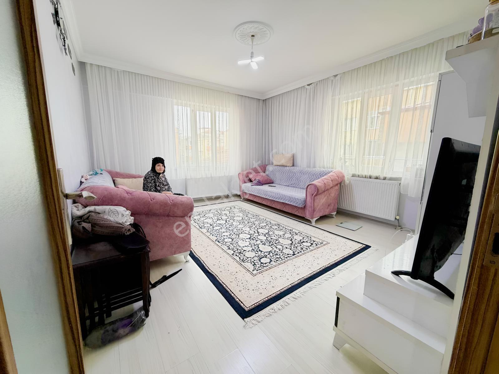 Emin-fuzul-sınırsız Kredi Vatan Caddesınde Satılık 5 + 2 Dubleks — fotoğraf 28