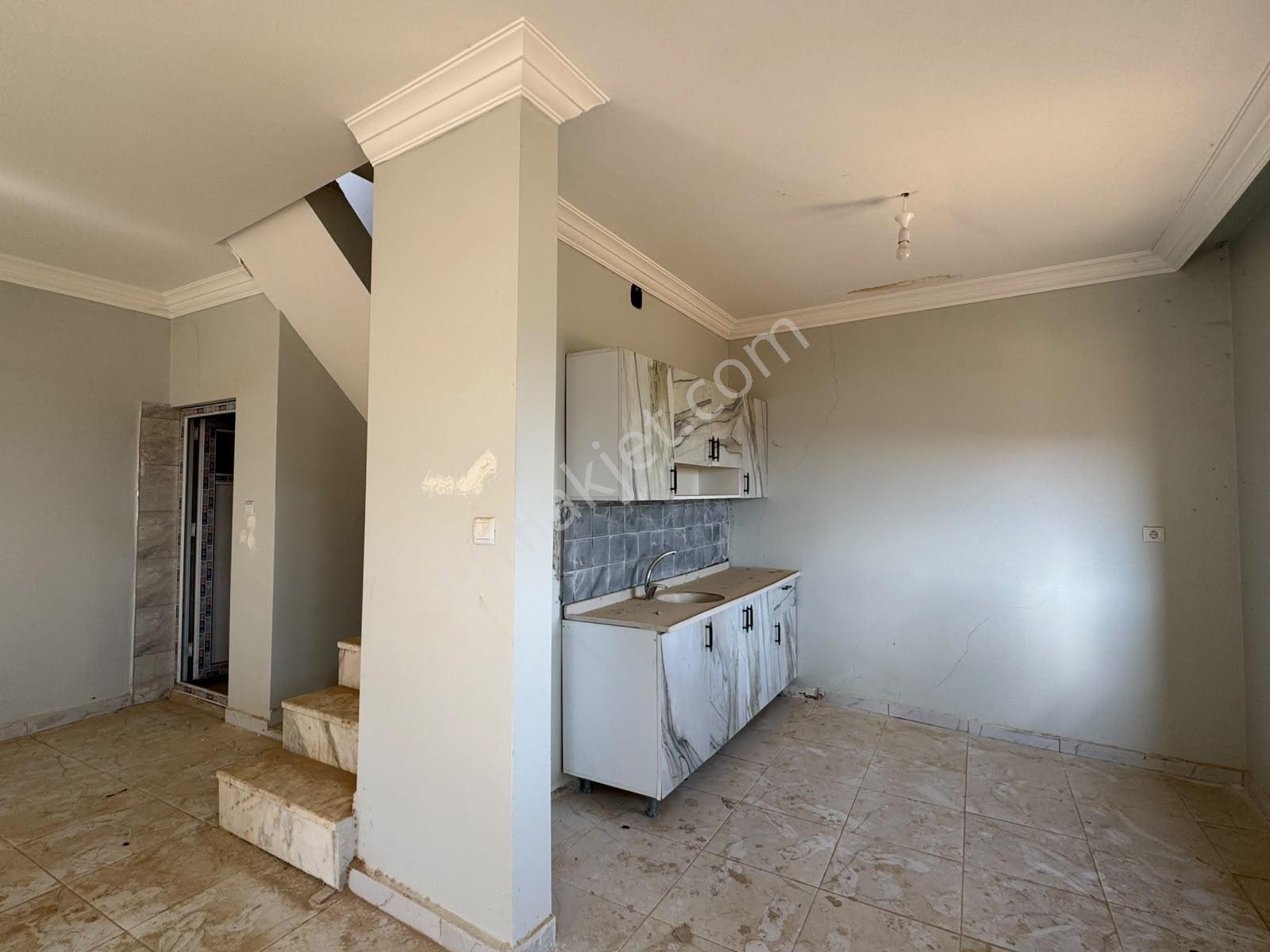 Germenıcıa'dan Selimiye Mah. Satılık Dublex Daire — fotoğraf 17