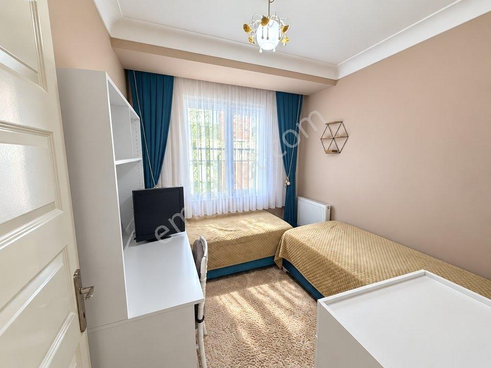 Buca Göksu Mah İzban Yakını Ara Kat Köşe 3+1 Projeli Lüks Daire — fotoğraf 9
