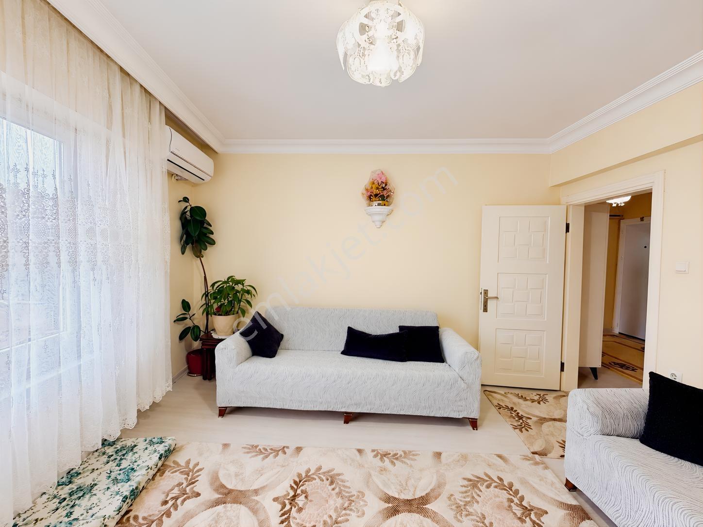 Acil Kazım Karabekirde Ferah Geniş 2+1 Arakat Daire — fotoğraf 6