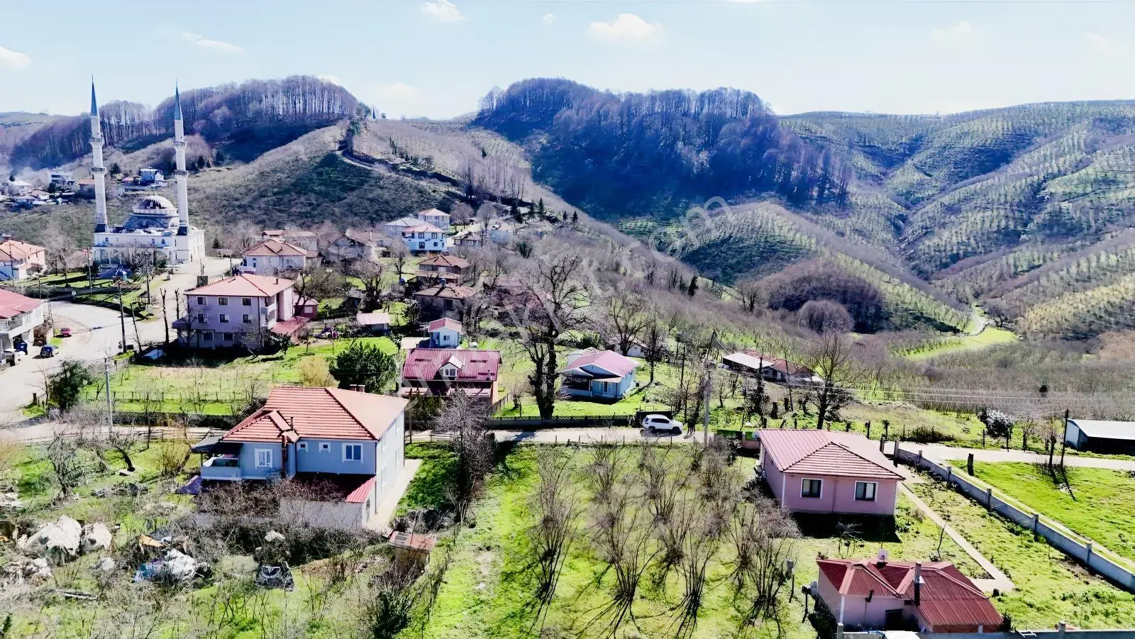 Balcıoğlundan Yola Cephe Köşe İmarlı Ruhsatlı 450m2 Düz Arsa ! — fotoğraf 12