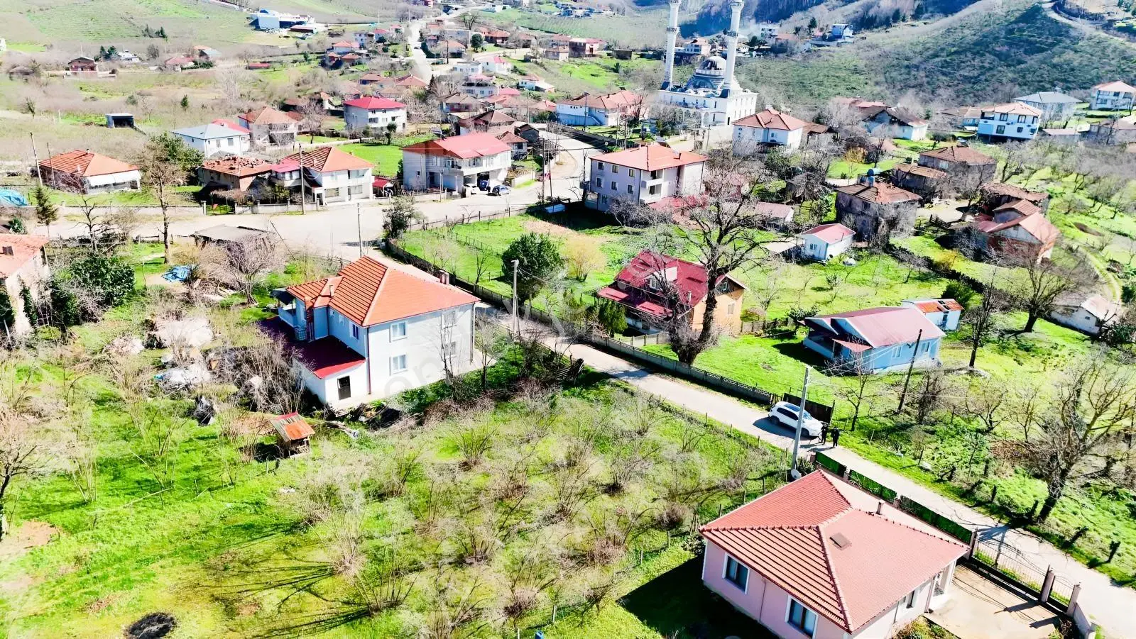 Balcıoğlundan Yola Cephe Köşe İmarlı Ruhsatlı 450m2 Düz Arsa ! — fotoğraf 19