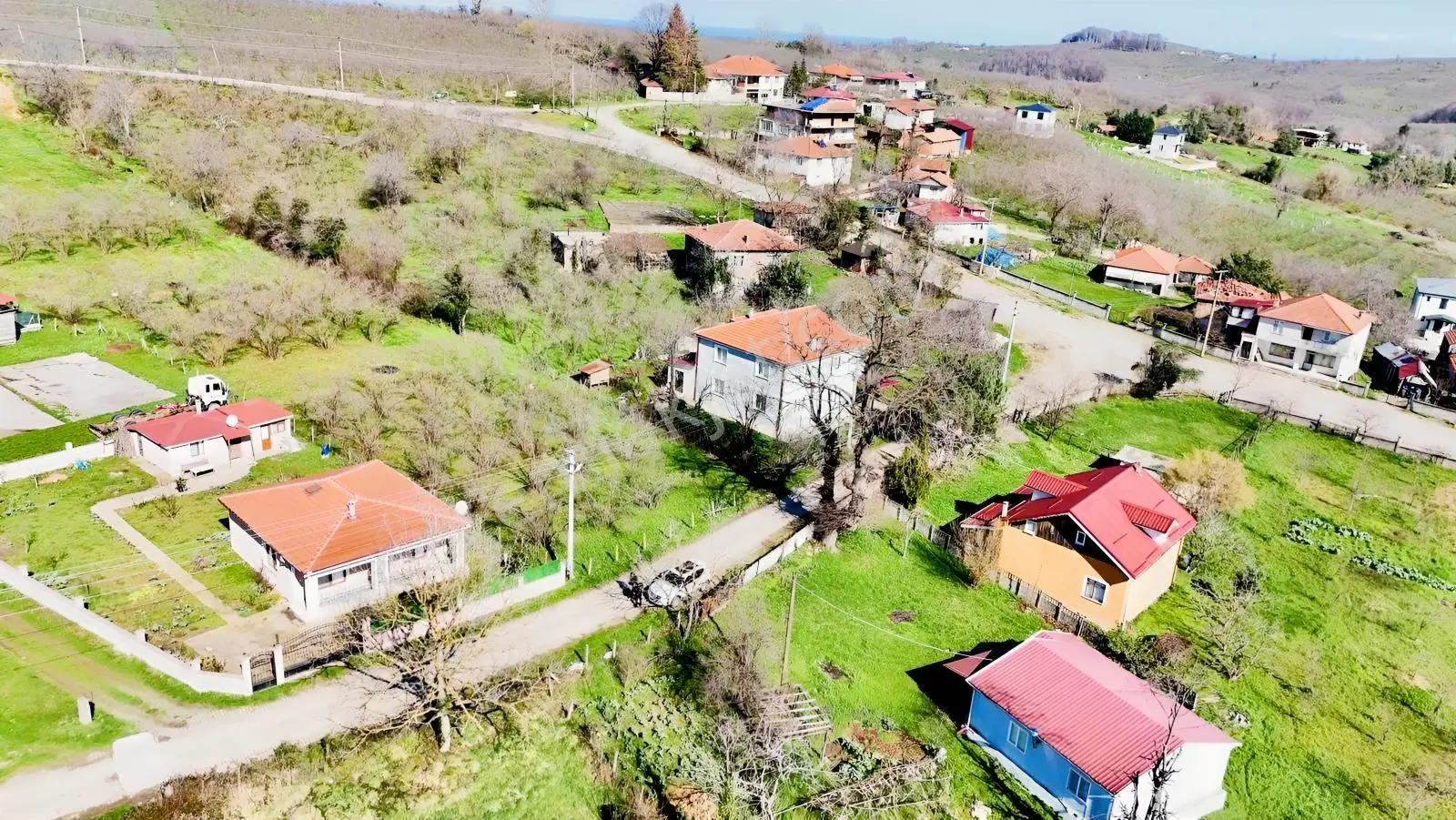 Balcıoğlundan Yola Cephe Köşe İmarlı Ruhsatlı 450m2 Düz Arsa ! — fotoğraf 20