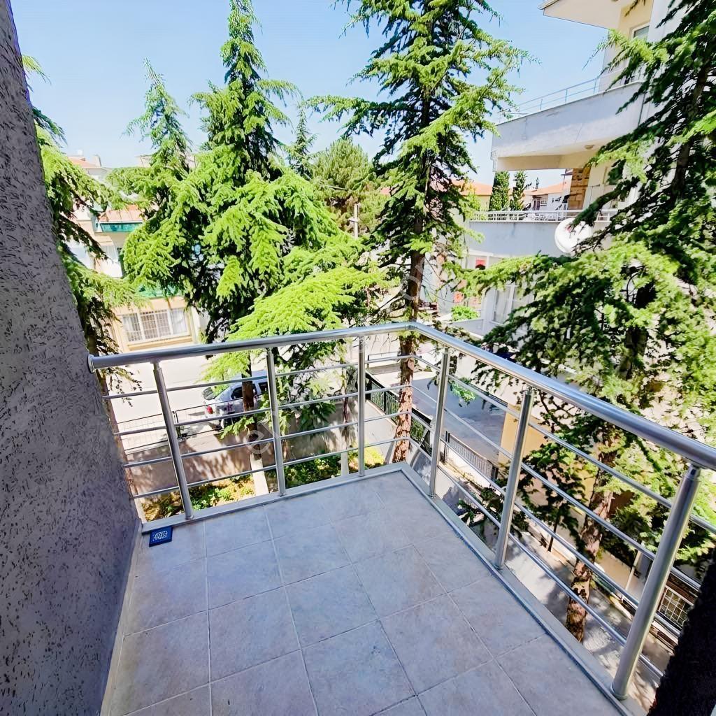 Üsküdar Çengelköy M.h 80 M2 2+1 Satılık Daire + 300 M2 Arsa — fotoğraf 17