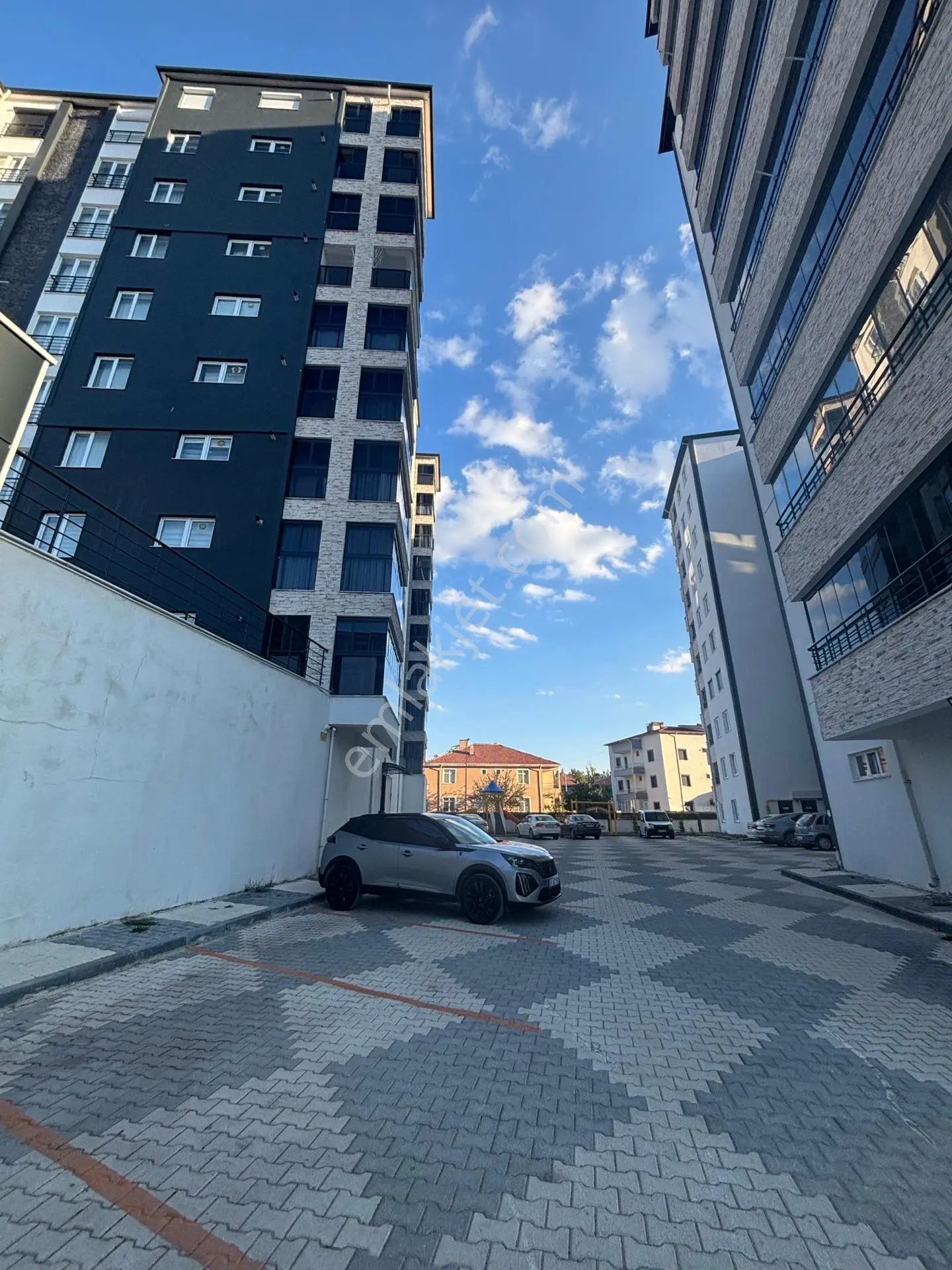 Sorgun Güzelyurt Mahallesi 170 M² Satılık 3+1 Daire — fotoğraf 3