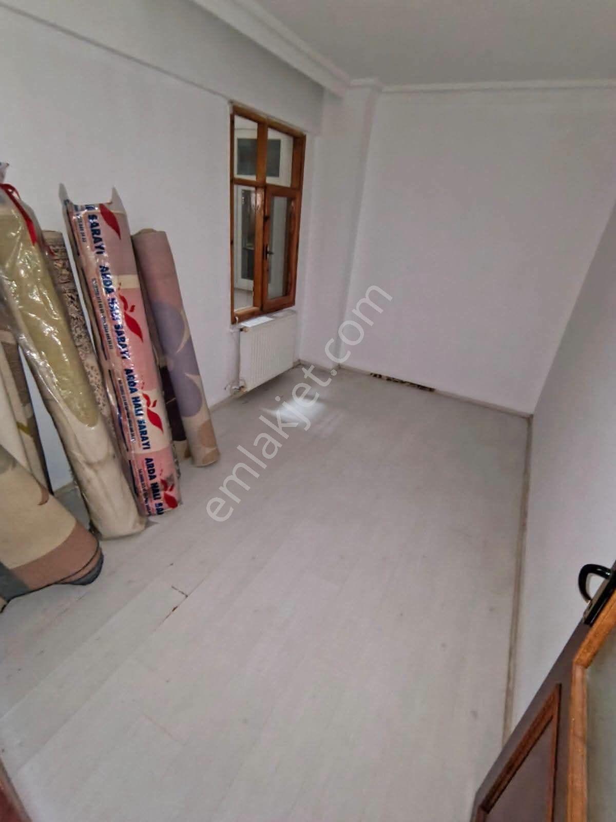Samsun İlkadım Fevzi Çakmak Mahallesi'nde Asansörlü 3.kat 2+1 Satılık Daire — fotoğraf 5