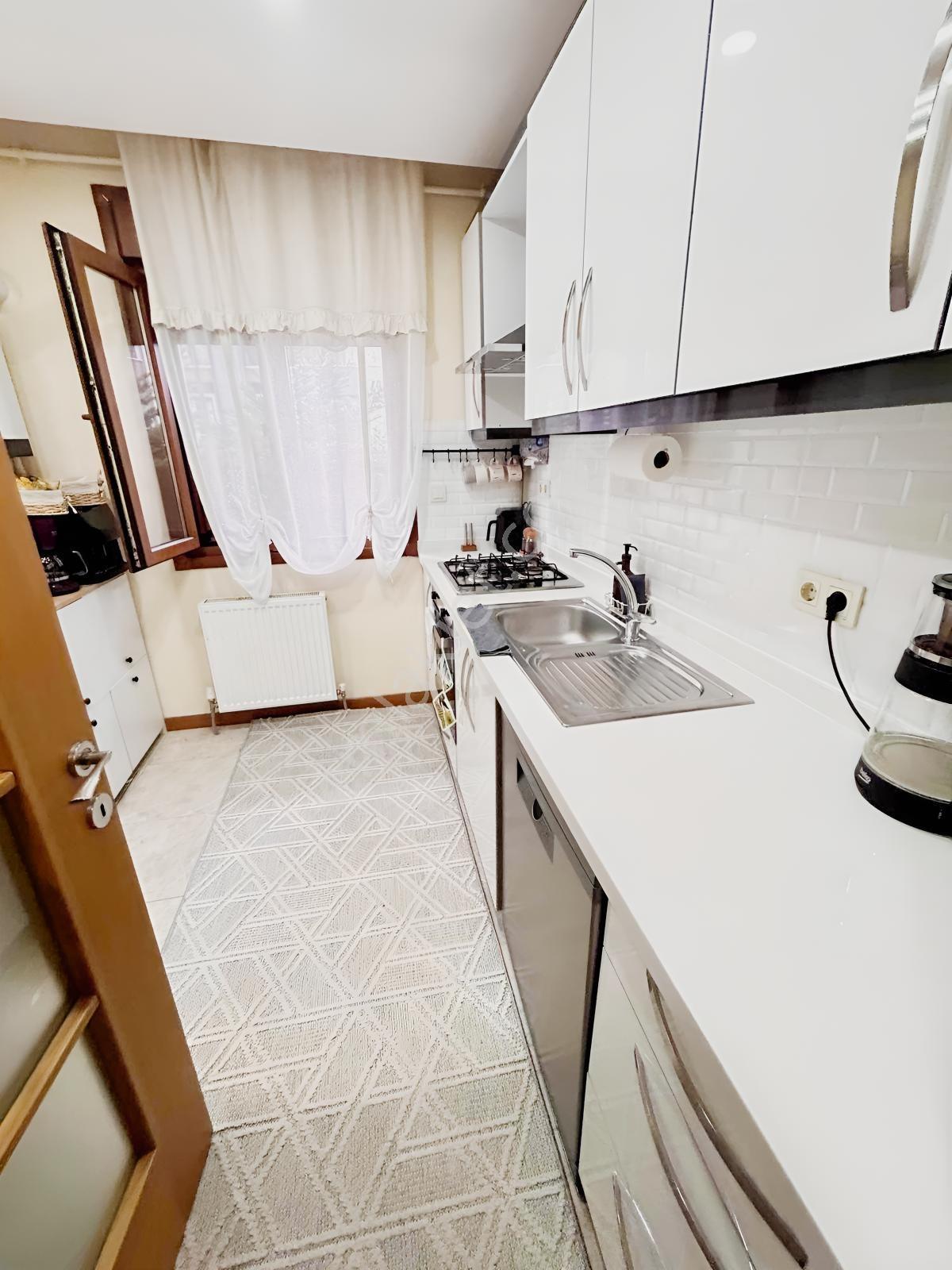 Ataşehır Esatpaşa Mahallesinde Site İçinde Satılık 2+1 Daire — fotoğraf 11