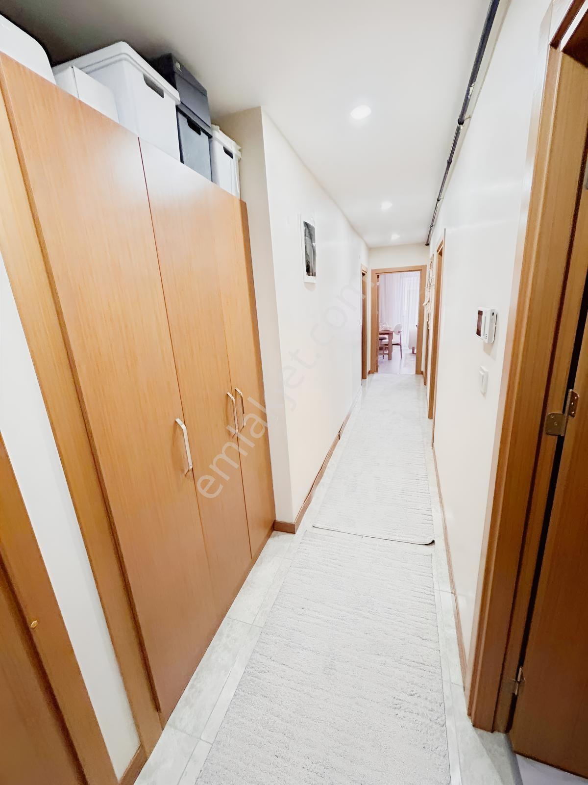 Ataşehır Esatpaşa Mahallesinde Site İçinde Satılık 2+1 Daire — fotoğraf 13