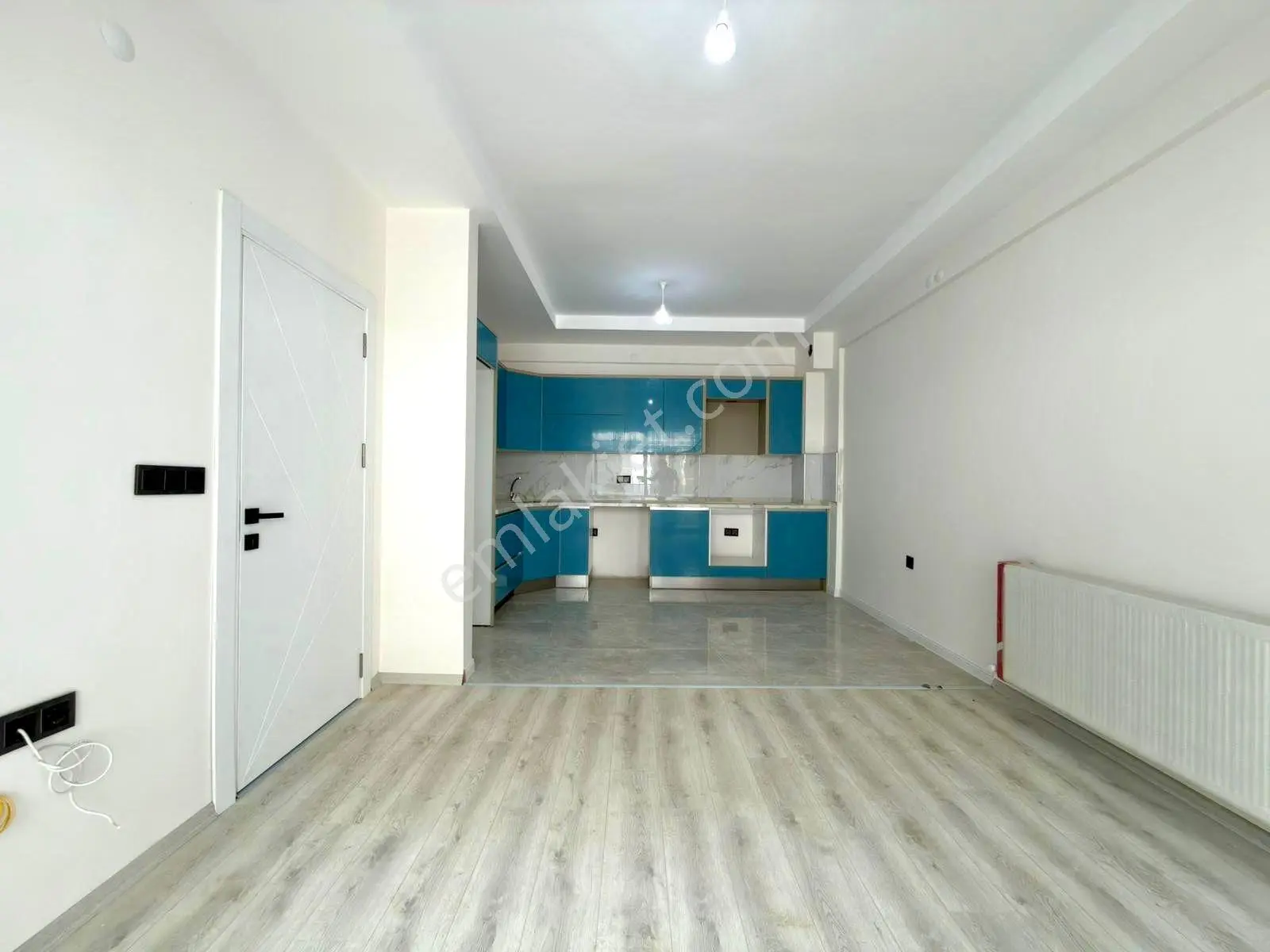 Referans'tan Altınkum'da Kapalı Otoparklı Havuzlu Geniş Sıfır Bina 1+1 Daire — fotoğraf 28