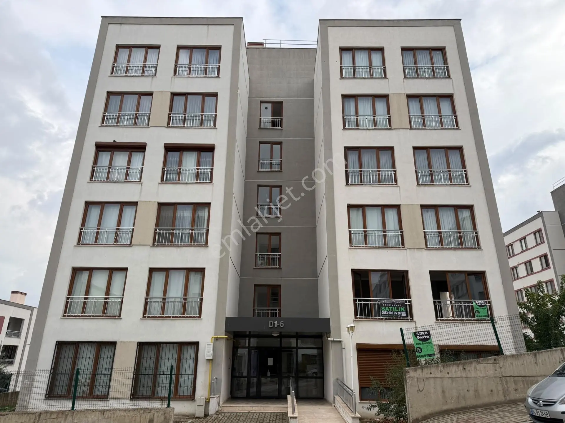 Manisa Yunusemre Akgedik Toki 1.Etap Ebeveyn Banyolu Satılık 3+1 Daire