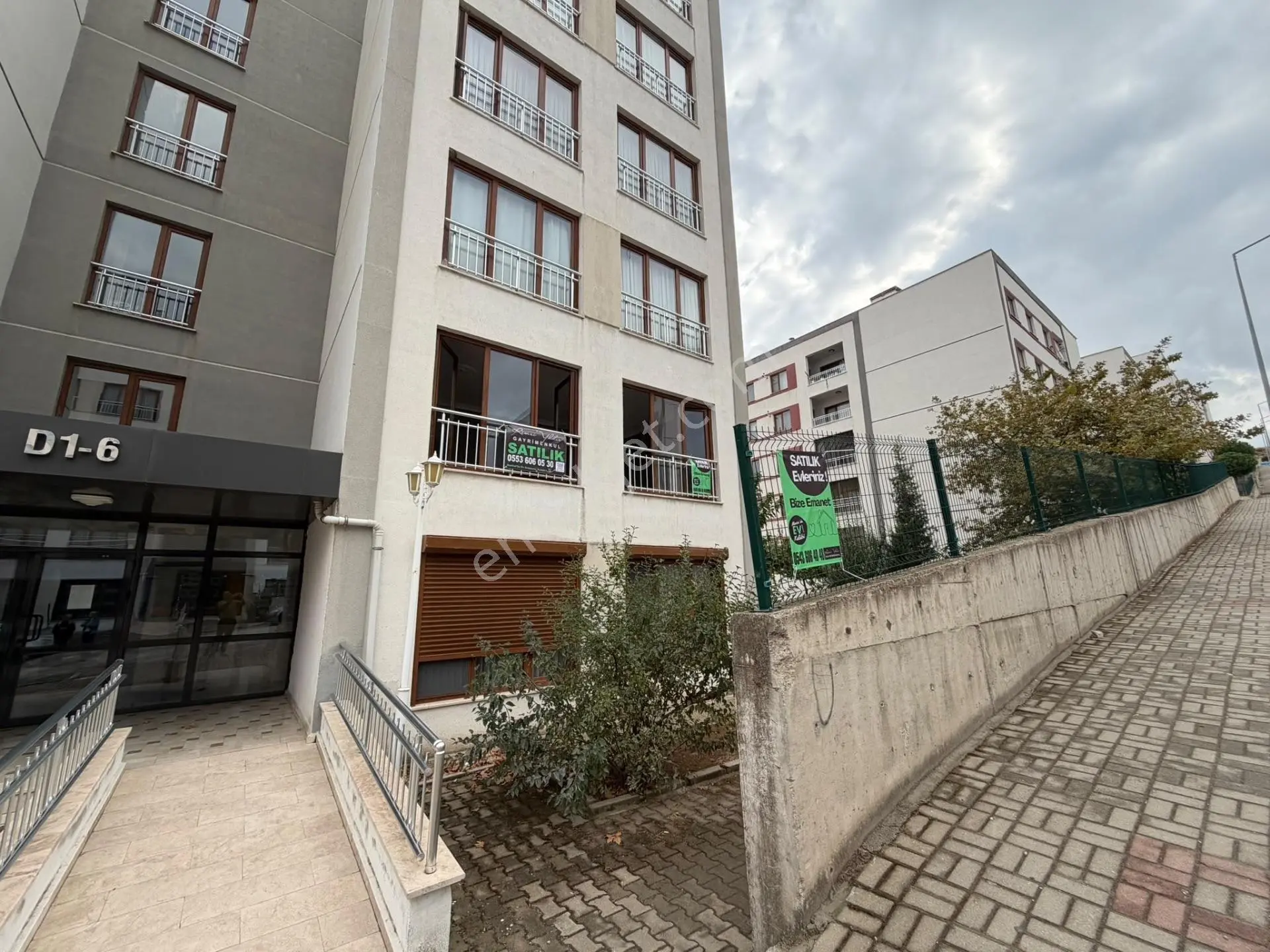 Manisa Yunusemre Akgedik Toki 1.etap Ebeveyn Banyolu Satılık 3+1 Daire — fotoğraf 2