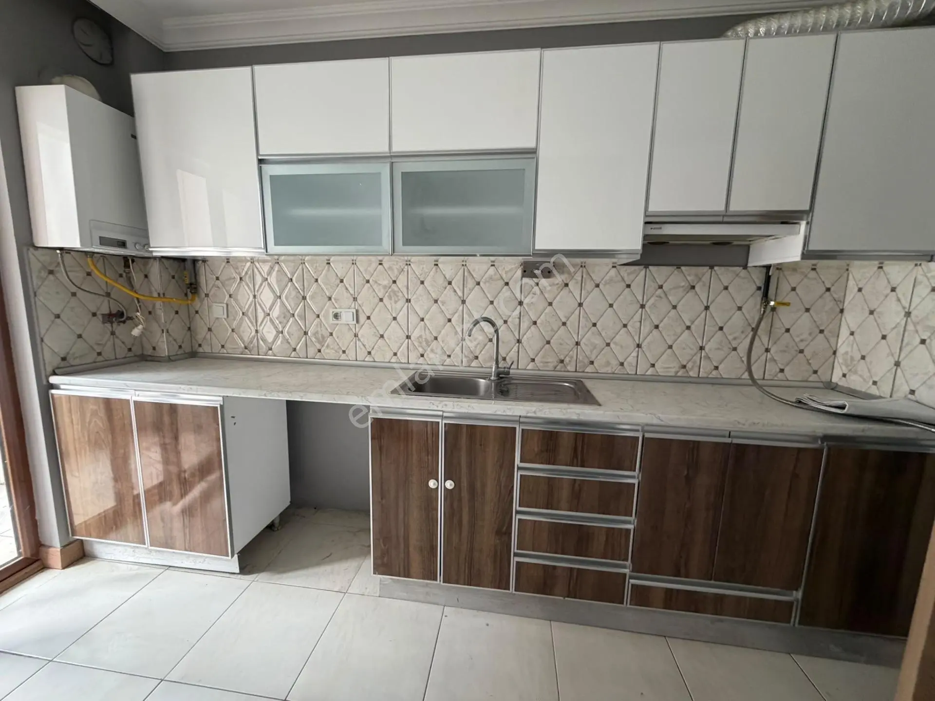 Manisa Yunusemre Akgedik Toki 1.etap Ebeveyn Banyolu Satılık 3+1 Daire — fotoğraf 14