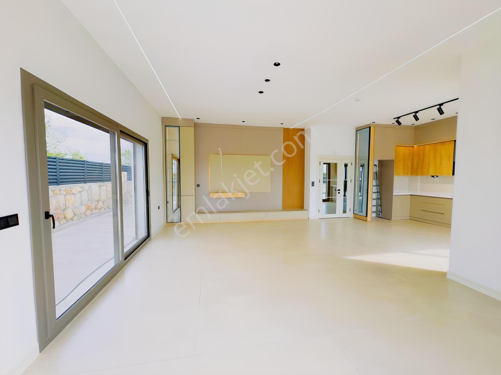 Didimde Satılık 600 M2 Arsa İçinde Alaçatı Mimarili Özel Villa — fotoğraf 12