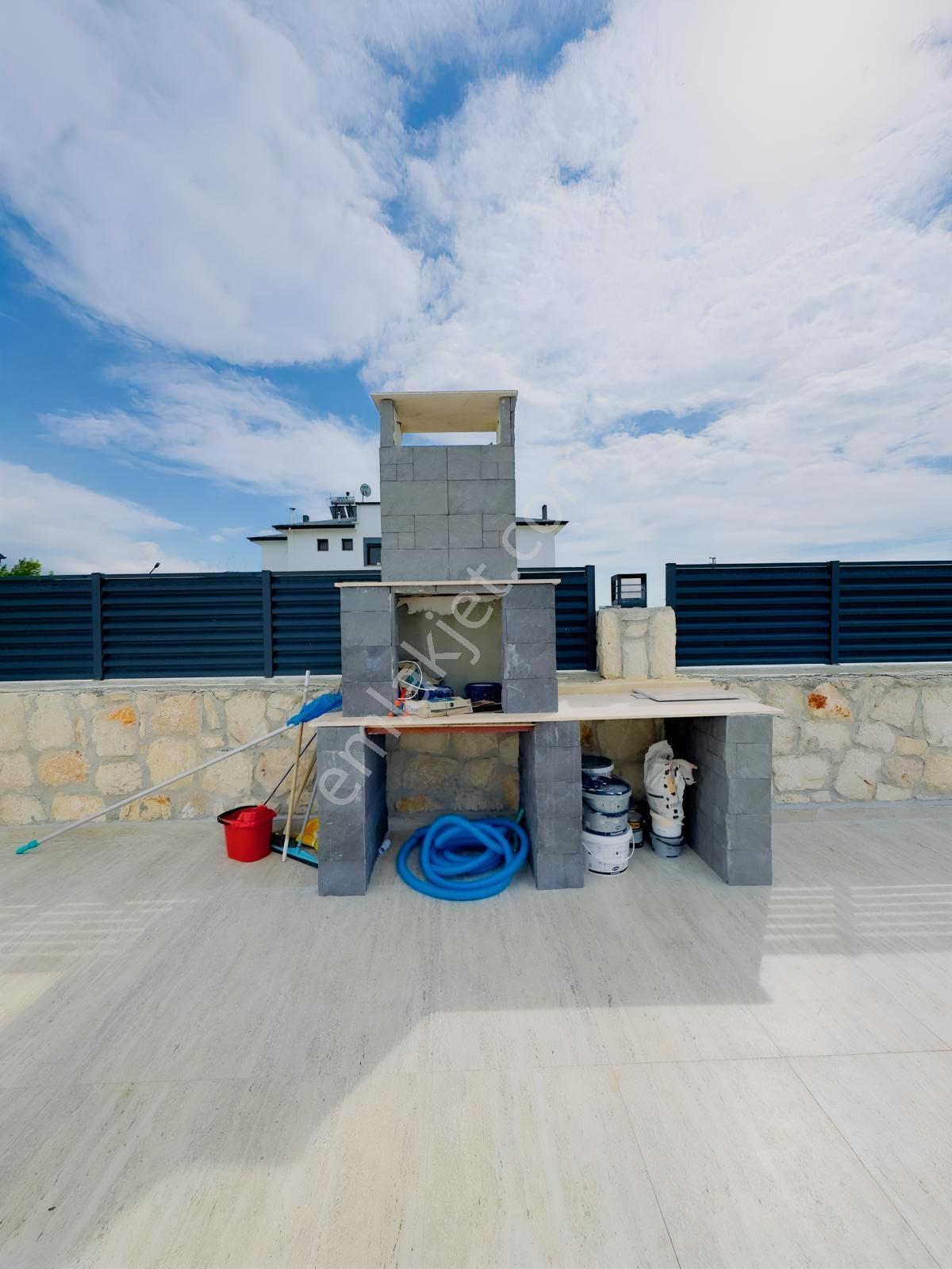 Didimde Satılık 600 M2 Arsa İçinde Alaçatı Mimarili Özel Villa — fotoğraf 17